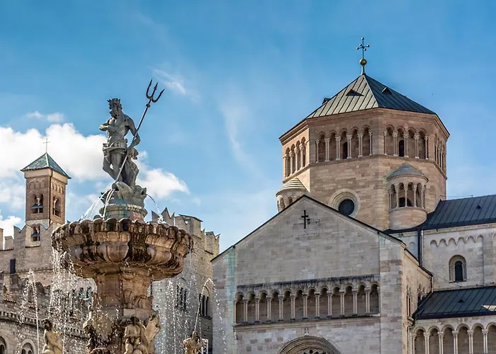 Comodo Appartamento Trento Centro Il Duomo Bianco